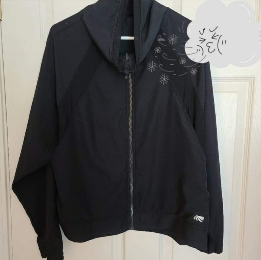 4/$20 Women's Wind Breaker